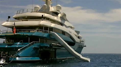 Yachts show in Saint Tropez - YouTube