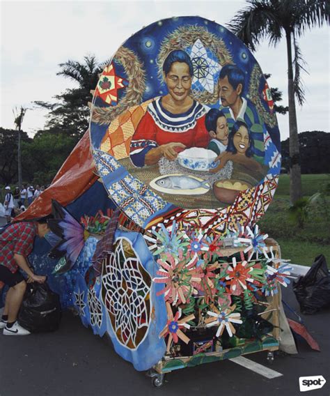 Photos of the Lantern Parade at the University of the Philippines