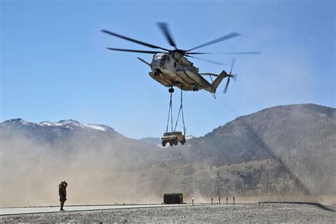 CH-53E Super Stallion | Military.com