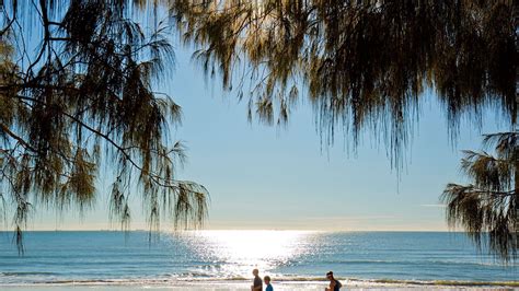 Millennium Esplanade and Tannum Sands Beach - The Gladstone Region