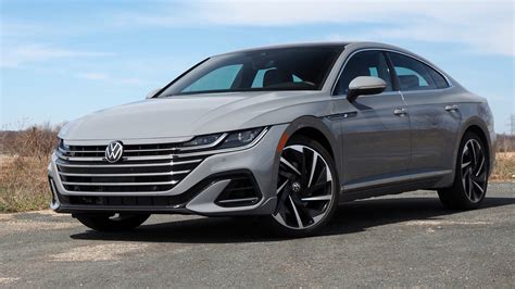 2023 Volkswagen Arteon Review: A Stylish Sedan On Borrowed Time