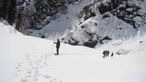 Manali Trekking Tours Packages Cost, Price and Reviews 2020-21 ...