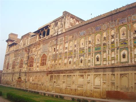 Lahore Fort (Shahi Qila) – Lahore, Pakistan – TAYONTHEMOVE