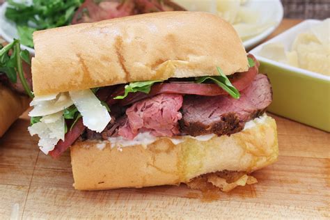 Beef Tenderloin Sandwiches with Horseradish Spread | Emerils.com