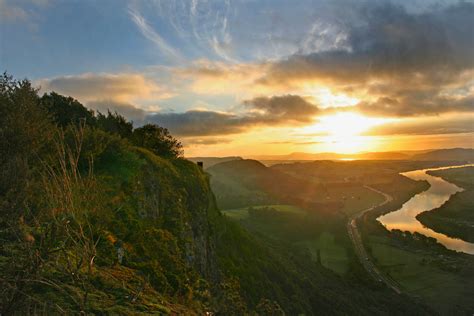 Photo of the Moment: Dawn Over the River Tay, Scotland — Vagabondish