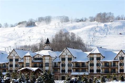 Ski this weekend? Boyne Mountain offers one last hurrah (we hope ...