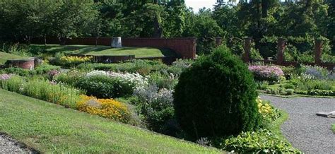 A garden from the Gilded Age... the Vanderbilt Mansion, Hyde Park, NY ...