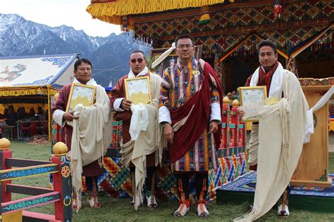 Gasa confers highest dzongkhag civilian service award | ROYAL ...