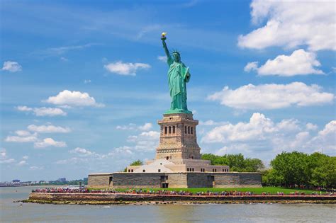 New York Statue Of Liberty Ellis Island Immigration Museum Tour With ...