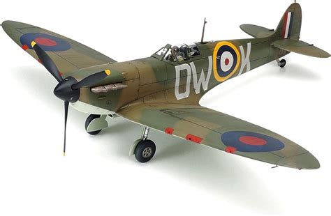 The Best Spitfire Models & Kits | Model Steam UK (2022)