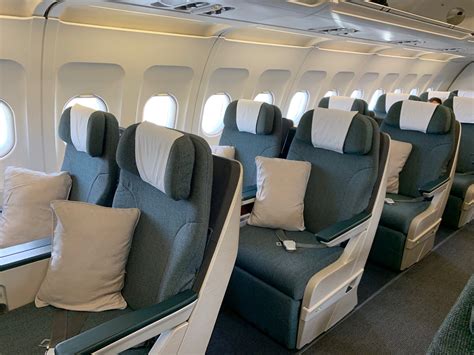 Review: Cathay Dragon Business Class, Hong Kong-Hanoi