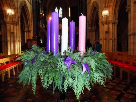 Meeting Christ in the Liturgy: The Meaning of the Advent Wreath