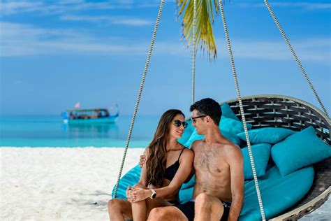 Maldives Honeymoon Packages from Kolkata w/ Couple Price & Itinerary ...