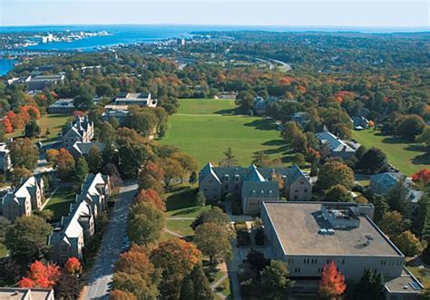 Connecticut College (StudentsReview) - College Reviews Summary, Student ...