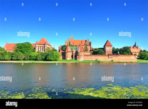 Teutonic castle in Malbork, Poland Stock Photo - Alamy