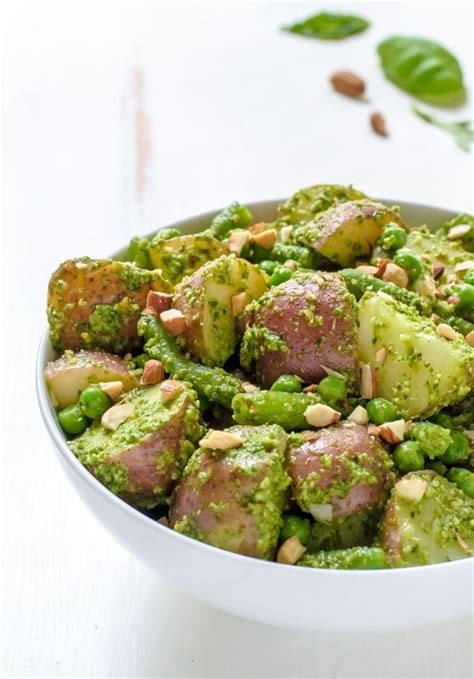 Pesto Potato Salad {Creamy and Healthy!} – WellPlated.com