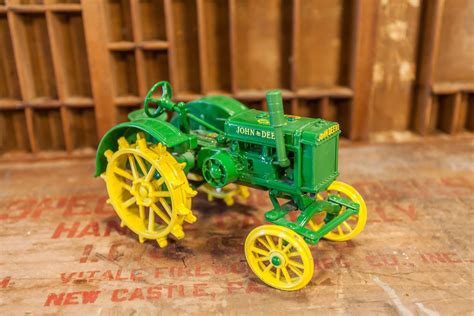 Vintage Die-Cast John Deere 1928 GP Tractor, ERTL Green Yellow Toy ...