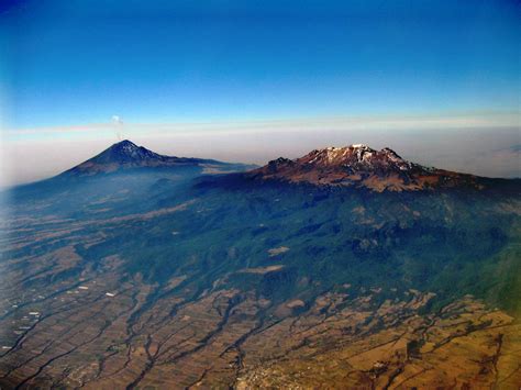 Popocatépetl e Iztaccíhuatl - a photo on Flickriver