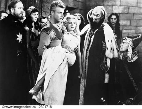 FLASH GORDON FLASH GORDON, 1936. Buster Crabbe as Flash Gordon with ...