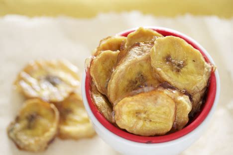 Homemade Banana Chips - Eating Made Easy