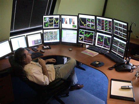 forex traders | Trading desk, Home office setup, Computer room