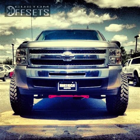 Pin by Custom Offsets on Customoffsets | Chevrolet, Lifted chevy trucks ...