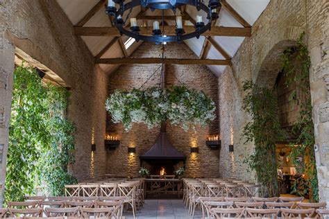 Stone Barn | Cotswold Wedding Venues — Cripps & Co - Weddings Venues