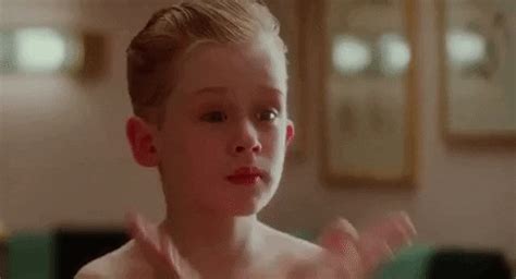 Home Alone Christmas Movies GIF - Find & Share on GIPHY