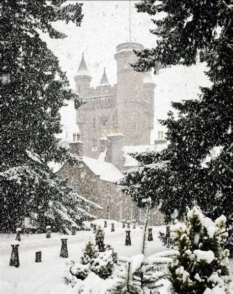 Balmoral Castle in Scotland | Christmas worldwide, Castles in scotland ...