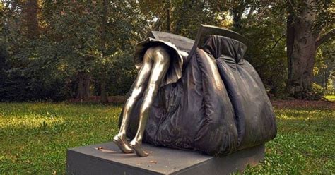 12 of the most unusual sculptures from around the world / Bright Side