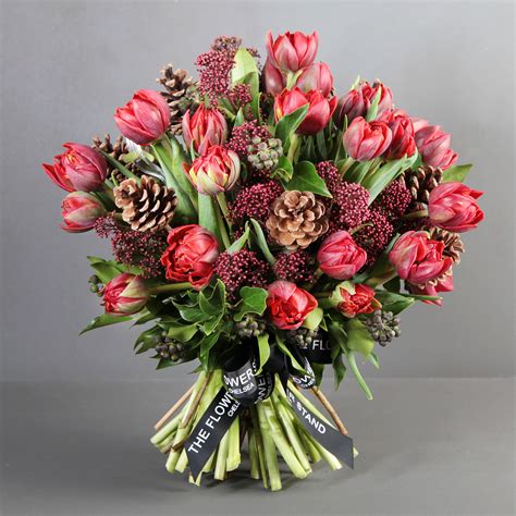 Red Tulip Christmas Bouquet | Festive Flowers London Same Day