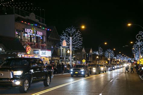 Christmas Lights Gatlinburg Tn 2020 2021 – Best Christmas Lights 2021