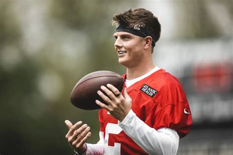 10 young NFL quarterbacks set up best for success in 2021