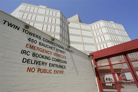 Suicidal LA jail inmate, later found dead, was left alone for hours ...