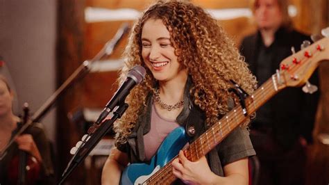 Tal Wilkenfeld Names Her Top 5 Bass Players of All Time | Ultimate Guitar