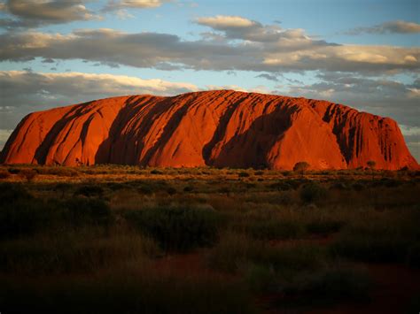 Uluru ban: Tourists to be barred from climbing sacred Aboriginal site ...