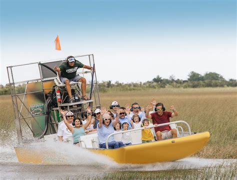 Everglades Alligator Farm | Airboat Tours Everglades & Gator Shows