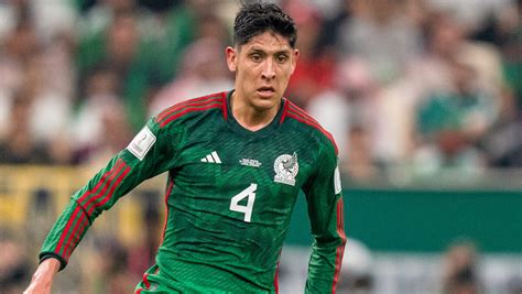 Alvarez, Lozano, Ochoa headline Mexico's Concacaf Nations League roster ...