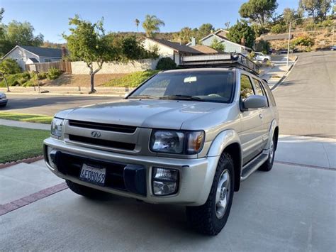 INFINITI Qx4 Luxury Off-Road 4x4 for Sale in Los Angeles, CA - OfferUp