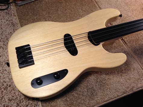 What My Builders Are Up To: Fretless ’51 P-Bass – Jay Scott Guitar