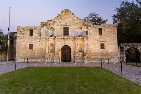 The Alamo - Amazing America