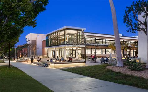 Cal State Long Beach | Student Success Center