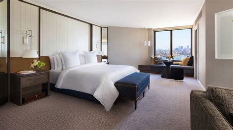 Sydney Luxury Suites & Rooms | 5-Star Hotel | Four Seasons Sydney