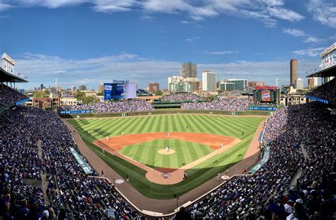 Wrigley Field. | Wrigley field, Mlb chicago cubs, Cubs baseball