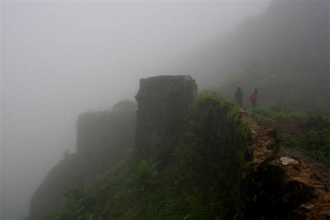 To Infinity And Beyond: Sinhagad fort in monsoon