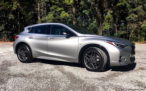 2018 INFINITI QX30 Sport 35