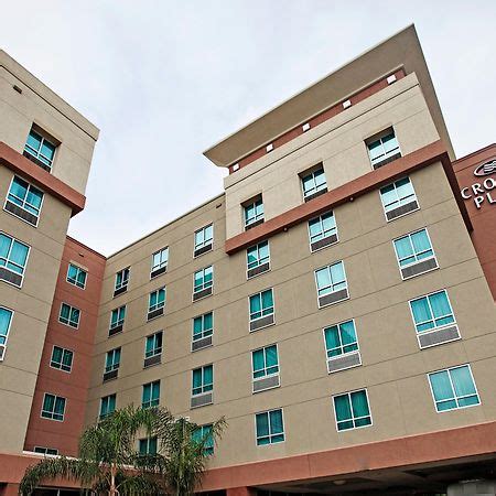 Crowne Plaza Houston Galleria Area Hotel Expert Review: What To Expect ...