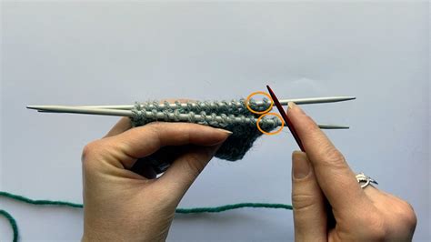 How to Kitchener Stitch [An EASY Way to Remember]