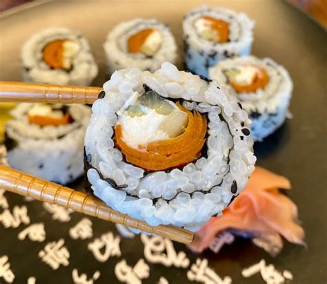 27 Best Philadelphia Roll Sushi Recipes