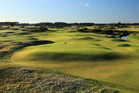 An Introduction to Scotland's Carnoustie Golf Links